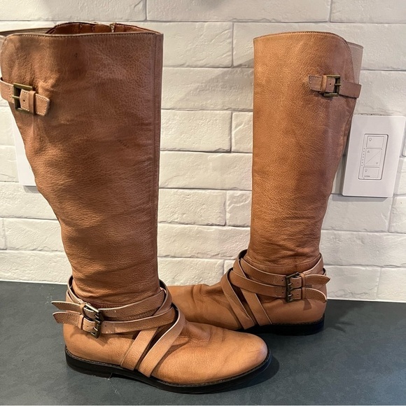 Cole Haan sz 7 tan leather tall harness riding boots - Picture 3 of 16